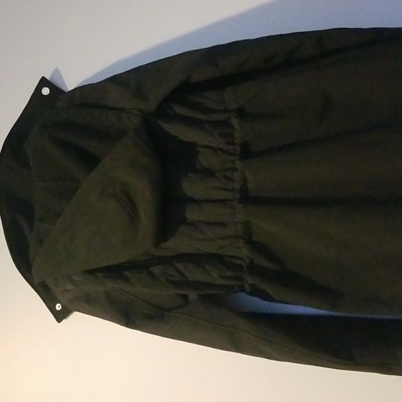 Ivanka Trump Black Long Coat /Jacket. Decently warm coat - Picture 11 of 11